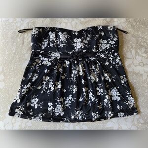 Torrid Strapless Black and White Peplum Crop Top